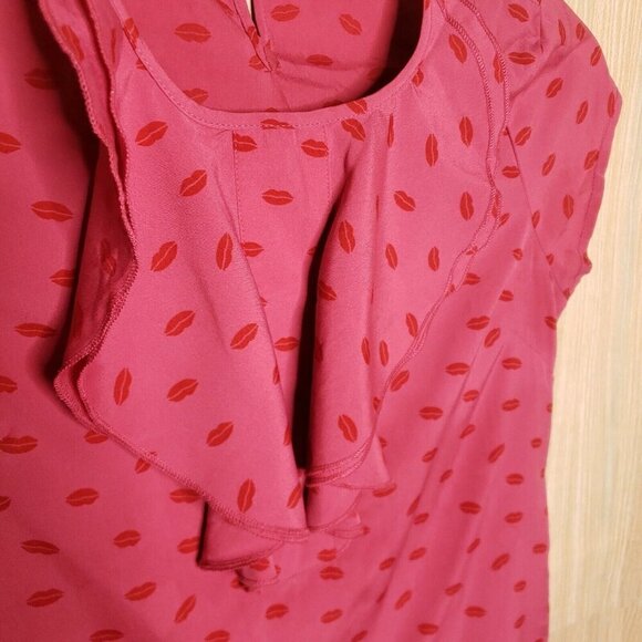 Acira Womens Lip Print Pink Short Sleeve Blouse Medium - Picture 3 of 6